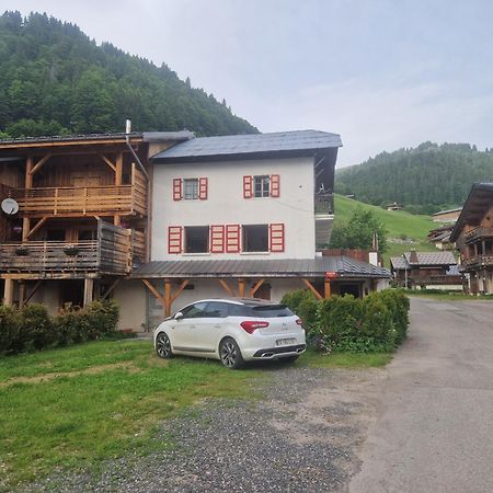 La Duchere 6 Personnes Le Plan La Giettaz Exterior photo